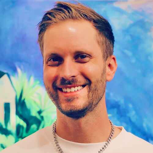 Tazo - IRL Streamer from Australia, based in Japan